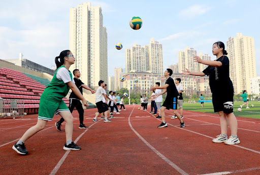 埃因霍温主帅：做梦都没想过能赢，我提前得知利物浦缺乏信心